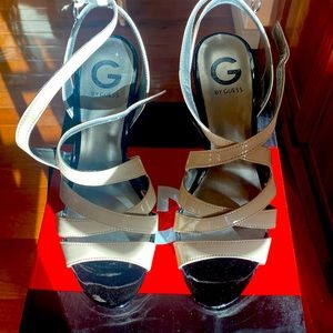 Woman’s shoes